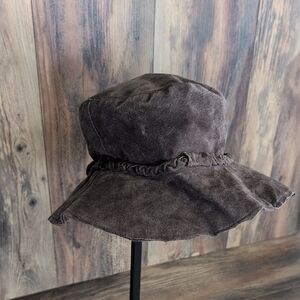 Fairweather Brown Leather Women's Bucket Hat           C401